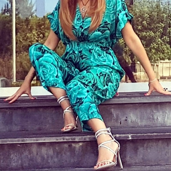 Zara Floral Botanical Rose Motif Teal / Emerald Jumper - Picture 9 of 9